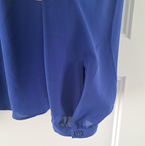 Loft Blue Flowy Buttoned Blouse - Picture 3 of 4